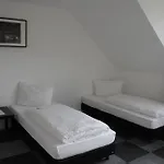 Hotel Gaestehaus Fuchsroehre *