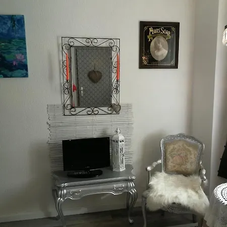 Gaestehaus Fuchsroehre فندق *