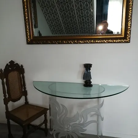 فندق Gaestehaus Fuchsroehre Welcherath