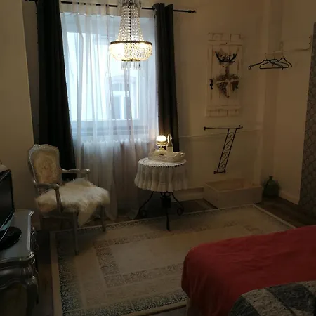 Gaestehaus Fuchsroehre فندق Welcherath