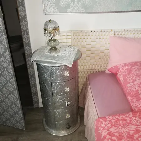 Gaestehaus Fuchsroehre فندق *