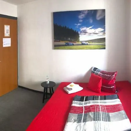 Gaestehaus Fuchsroehre فندق *