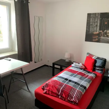 Gaestehaus Fuchsroehre فندق Welcherath