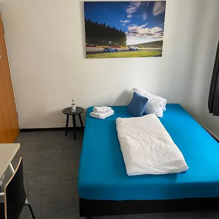 Gaestehaus Fuchsroehre فندق *