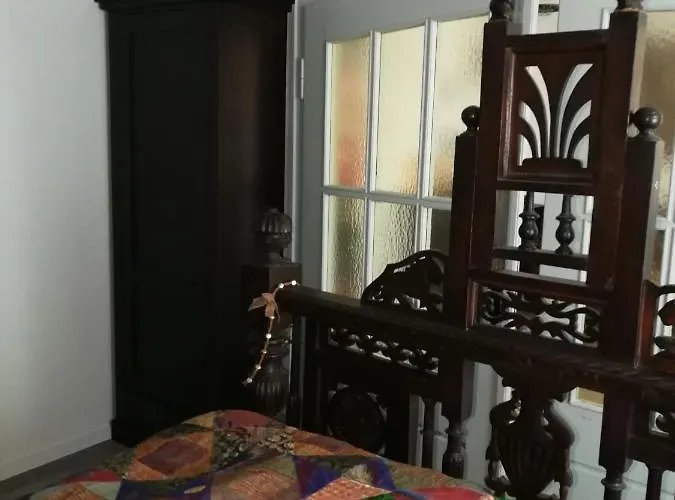 Gaestehaus Fuchsroehre מלון *