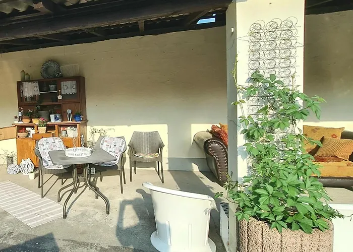 Gaestehaus Fuchsroehre מלון Welcherath