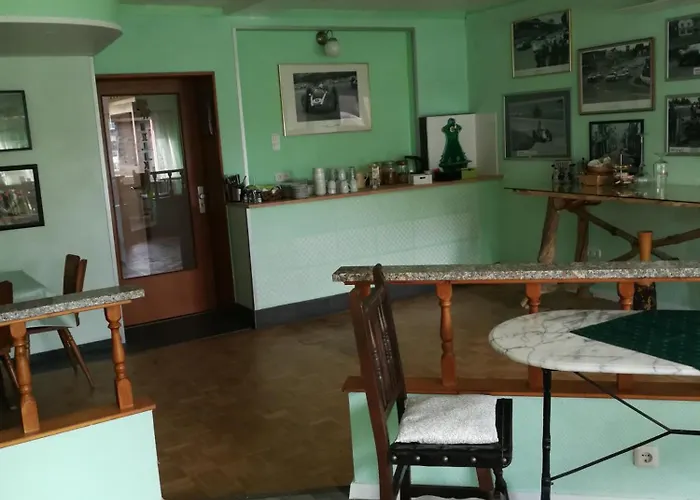 Gaestehaus Fuchsroehre מלון