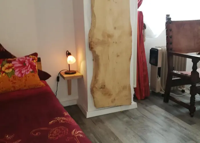 Gaestehaus Fuchsroehre מלון Welcherath