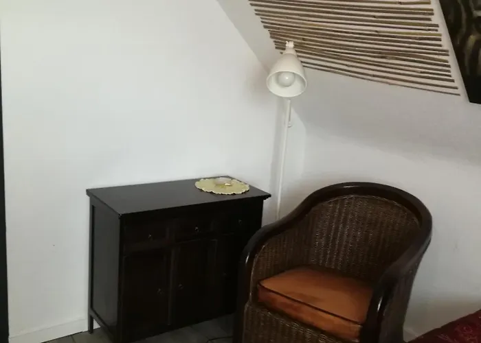 Gaestehaus Fuchsroehre מלון Welcherath